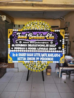 Papan Bunga di Cipayung Jakarta Timur